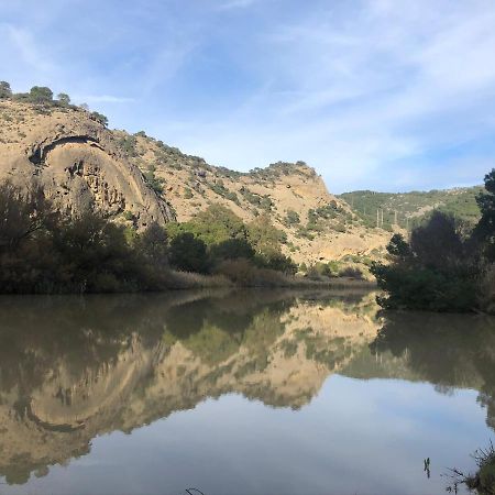 Studio Apartment In Ardales, Cerca El Caminito Del Rey Y Embalses Eksteriør billede