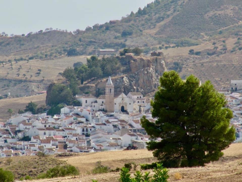 Studio Apartment In Ardales, Cerca El Caminito Del Rey Y Embalses Eksteriør billede